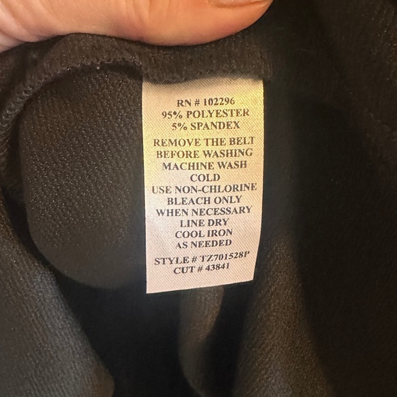 Connected Apparel, Sleeveless Sheath Dress, Size 8P - Picture 11 of 13